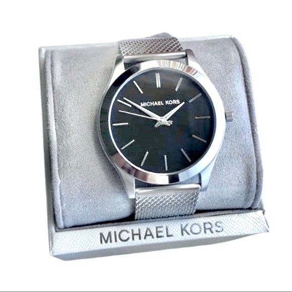MICHAEL KORS “OVERSIZED SLIM RUNWAY” MESH MK8606 WATCH - Picture 2 of 4